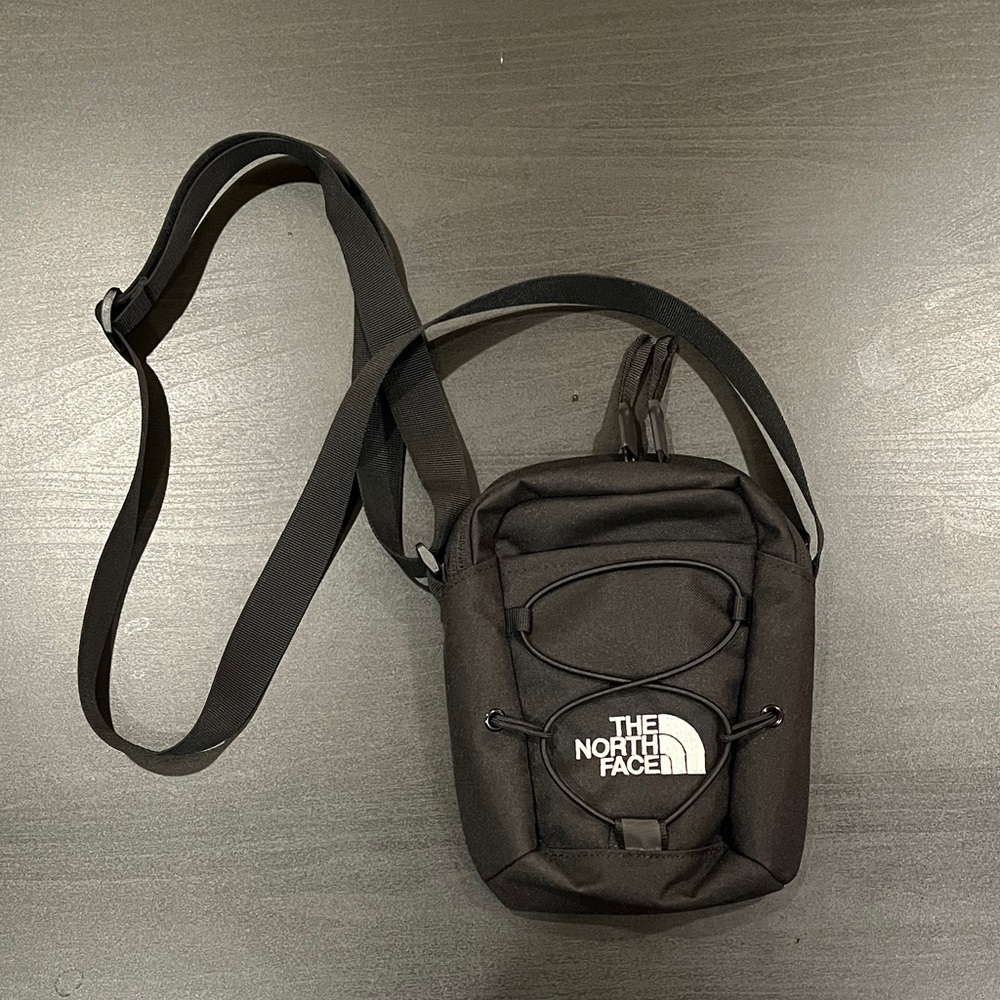 The North Face Jester Crossbody Bag (Black)